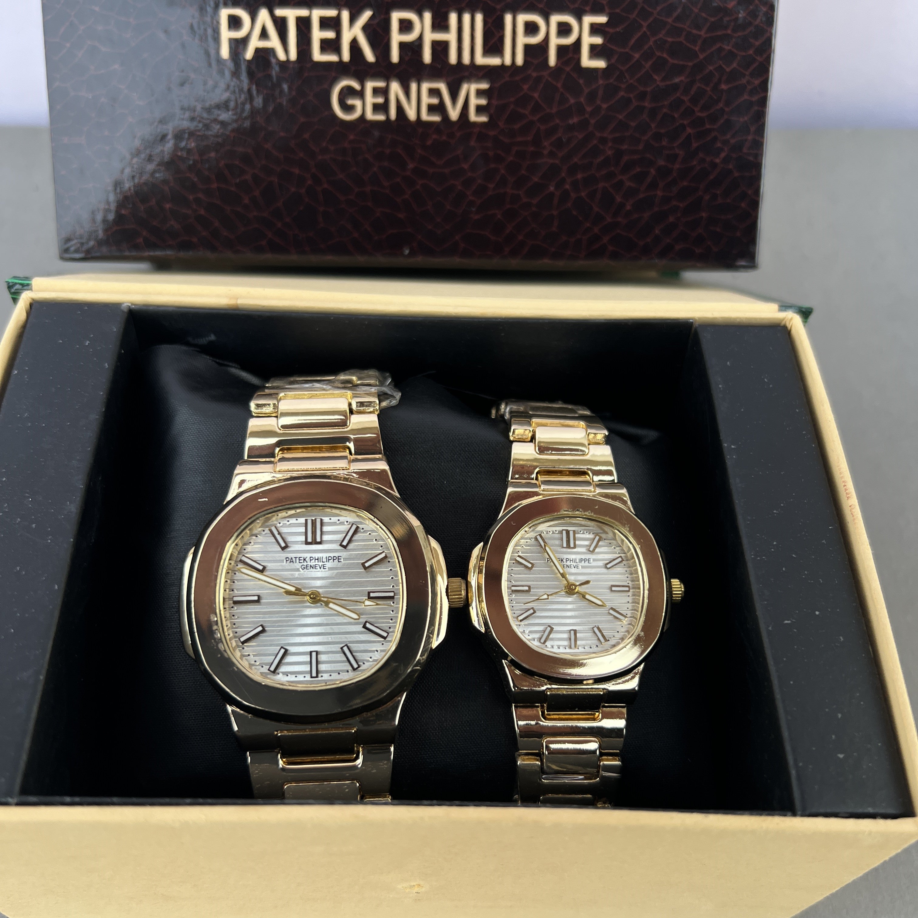 PP COUPLE WATCH GOLDEN WITH WHITE DIAL
